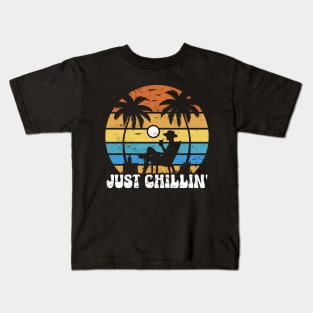 Just Chillin' Summer Vacation Tropical Beach Vintage Sunset Hawaiian Kids T-Shirt